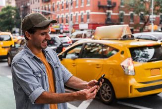 Safety Tips and Etiquette for Taking a Sandhurst Airport Taxi